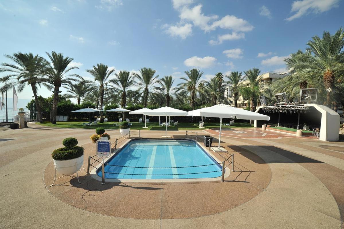 Kings Towers Blue Beach Тиверіада Екстер'єр фото